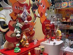 -泡泡玛特POPMART(侨福芳草地店)