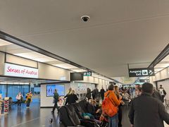 -维也纳国际机场