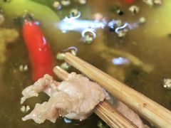 -有红鸡毛店·川菜(建设路店)