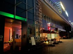 门面-人间酒暖·Go blanc·烧鸟·深夜食堂(陆家嘴店)