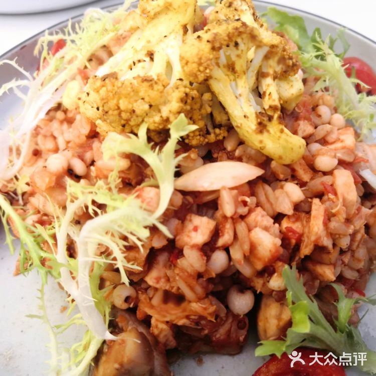 小饼如嚼月,中有酥和饴。中秋必打卡,谷颂轻餐厅。