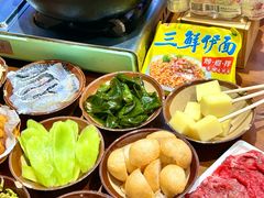 -黔有有贵州酸汤夺夺粉火锅(五味十字店)