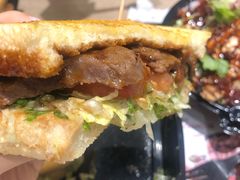 -The Habit Burger Grill 哈比特汉堡(爱琴海店)