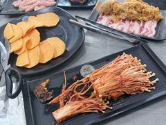 -啊美丽炭火烤肉(滑翔一店)