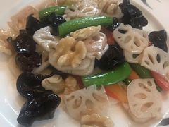 -紫东阁酒楼·中餐厅(东方广场假日酒店)
