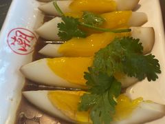 -潮界(LU·ONE凯德晶萃广场店)