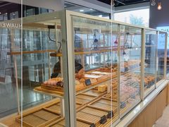 -焙丽拾光(麦凯乐直营店)