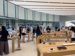 -Apple零售店(新街口店)