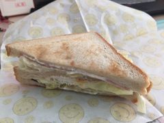 -青岛五四广场海景美仑国际公寓酒店