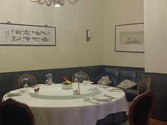 -醉辉皇上海之巅(上海中心大厦店)
