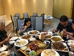 -顶之鲜海鲜餐厅