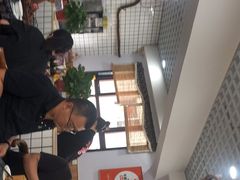 -八两八金·莱芜特色炒鸡(市南漳浦路店)