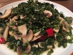 -爱啤精酿·民谣酒馆(滨江店)