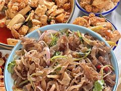 -丹水桥地锅鱼·翘嘴鲌·地方特色全鱼宴(丹江口大坝店)