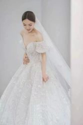 -Renee芮亦婚纱(原丽莎)
