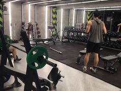 -光猪圈健身(津投广场店)