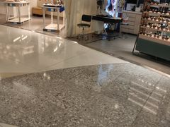 -百盛(莘庄店)