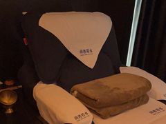 -尚善若水·汤泉·SPA·沐足(东方渔人码头店)