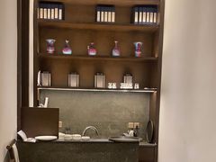 -梅花香里大酒店(郁金香路店)