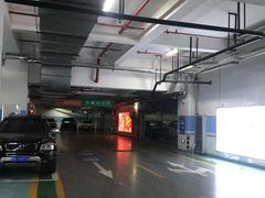 -迪卡侬(燕山店)