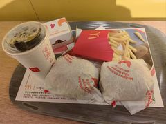 -麦当劳(中山公园龙之梦店)