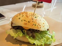 -必胜客(松雷店)