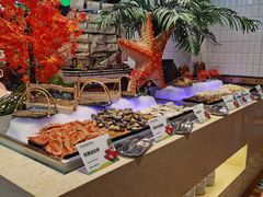 自助取餐区-亚马逊环球美食百汇(新城吾悦广场店)