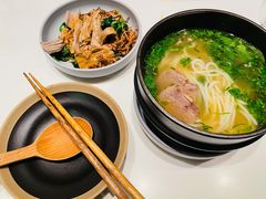 小锅米线-胡麻(静安嘉里店)