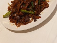干炒牛河-稻香酒家·34年老字号·港式粤菜(汉街店)