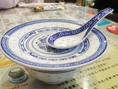 -广信牛奶甜品世家(台东店)
