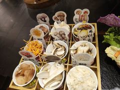 -菌自由丨野生菌火锅特色庭院餐厅(丽江古城店)