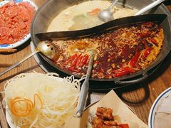 -萍姐火锅·公路夜市(武汉首店)