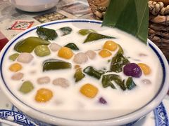 椰汁斑斓芋圆-正東記茶餐厅·醉鸡煲(瑞虹天地太阳宫店)