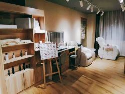 -涂tu指甲日式美甲美睫店