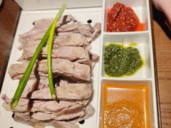 招牌手抓羊腿-相约·羊村小馆非遗手抓肉(七一酱园店)