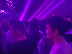 -简奥斯汀·赫本酒吧