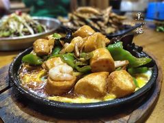 -老东镇啤酒屋海鲜加工·蒸汽海鲜·海鲜烧烤(台东店)