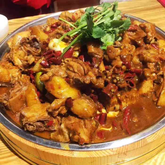 老狼大盘鸡(小寨西路店)-"老狼大盘鸡是老字号了,我记得上次是在西北.