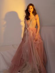 -雪中彩影婚纱摄影·微光艺术中心