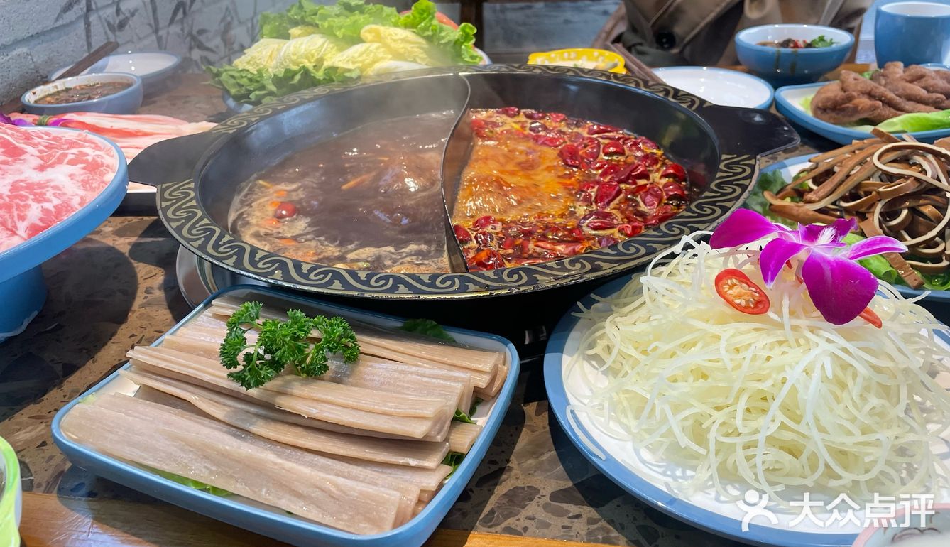  蒙自重庆崽儿火锅，等你来体验！蒙自火锅