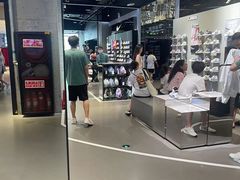 -NIKE品牌体验店(金源新燕莎店)