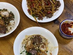 -牛八宝桂林米粉(八里庄店)