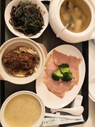 -爱月坊产后护理中心(万达店)
