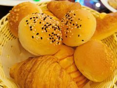 -山明水秀大饭店