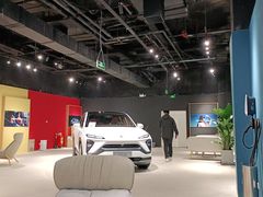 -蔚来空间(北京颐堤港店)