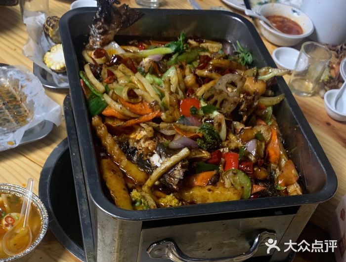 小四川特色烤鱼(新城总店)江团图片