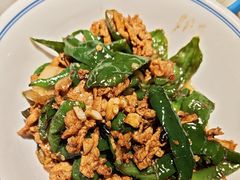 -偶屋里钵少爷(时代广场店)