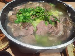 -川堂风·跷脚牛肉·乐山爆炒(宝山日月光店)