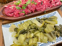 -贵厨酸汤牛肉(花果园国际中心店)