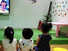 -英孚教育青少儿(宝龙中心)